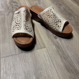 Woven Crochet Slide Sandals in Cream